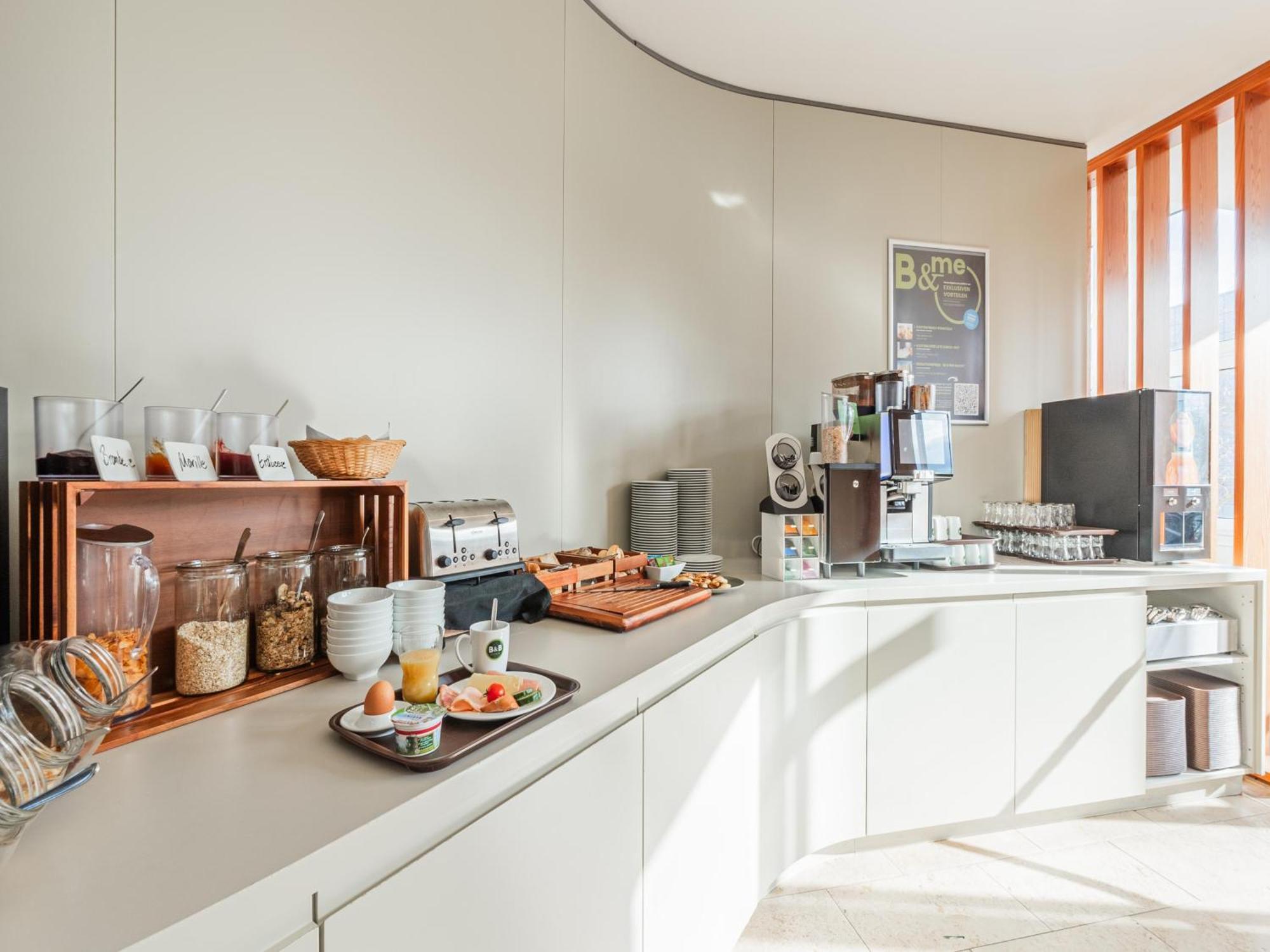 B&B Hotel Rastatt Esterno foto